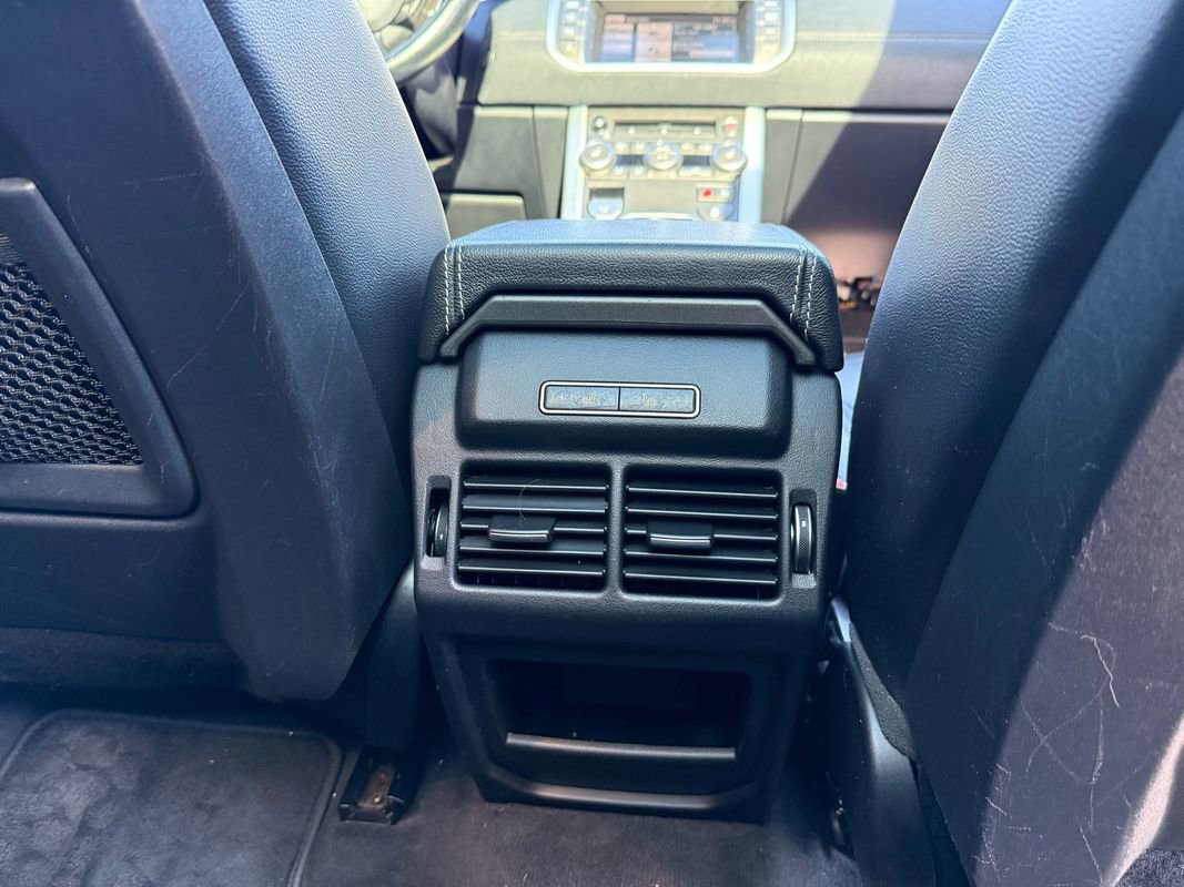 Used 2014 Land Rover Range Rover Evoque Dynamic image 24