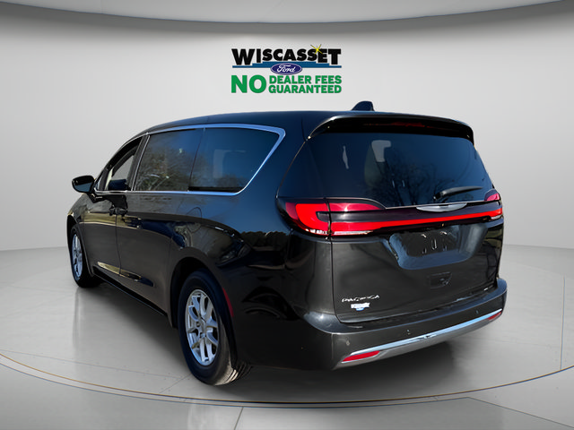 Used 2024 Chrysler Pacifica Touring-L FWD image 26
