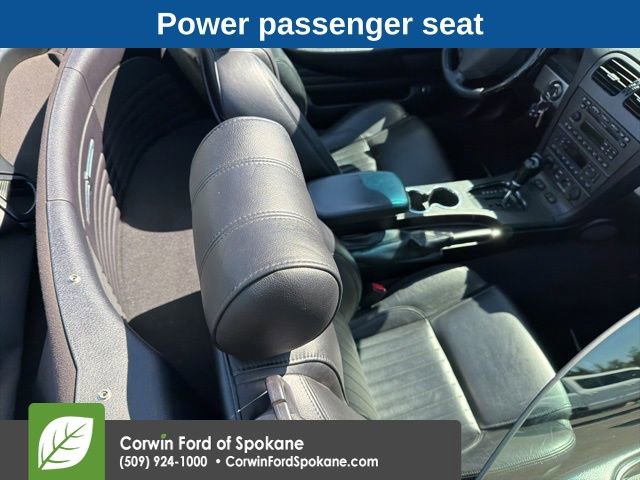Used 2005 Ford Thunderbird image 9