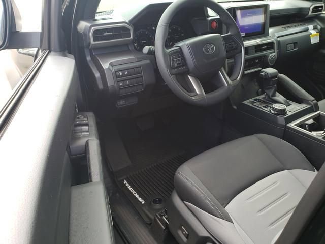 New 2025 Toyota Tacoma TRD Off-Road AWD/4WD image 10