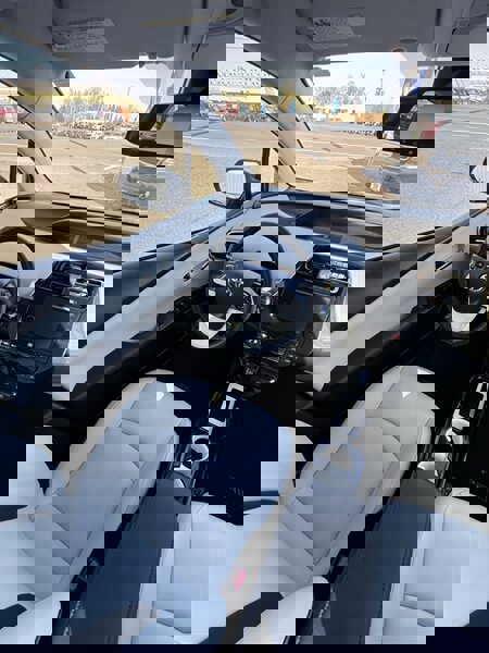 Used 2016 Toyota Prius Four Touring w/ Premium Convenience Package image 19