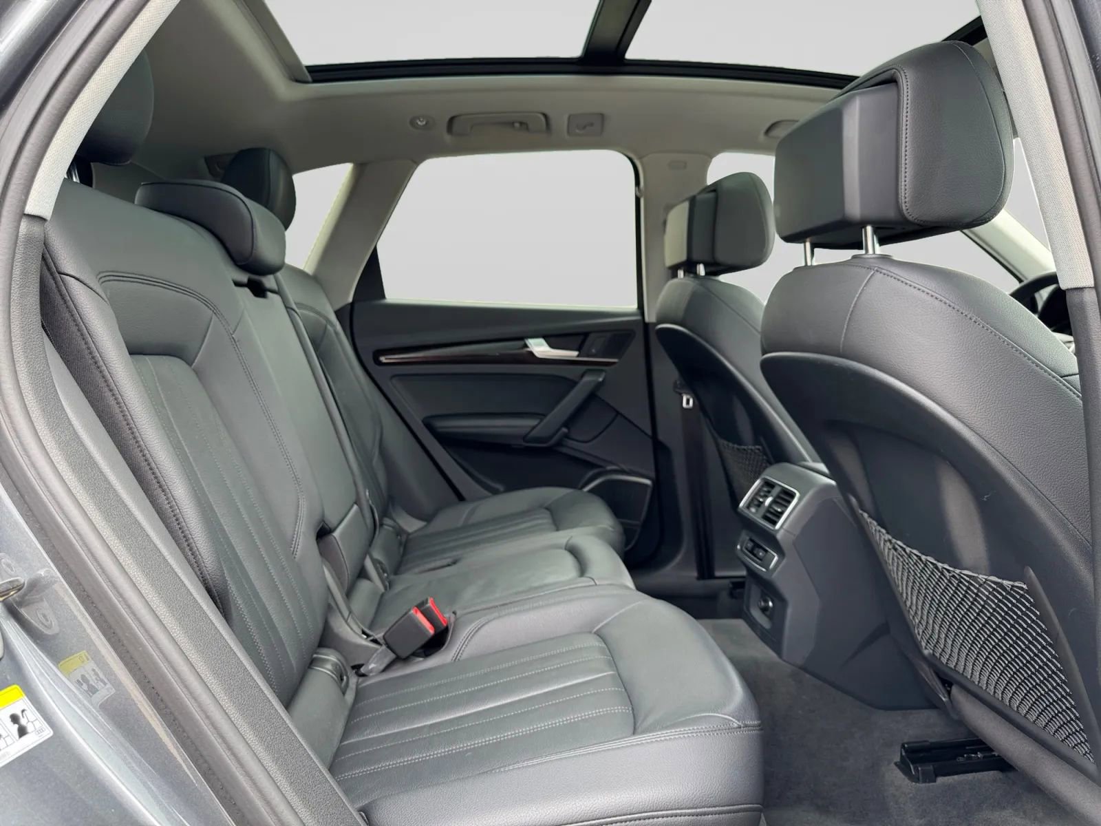 Used 2018 Audi Q5 Prestige w/ Prestige Package image 33