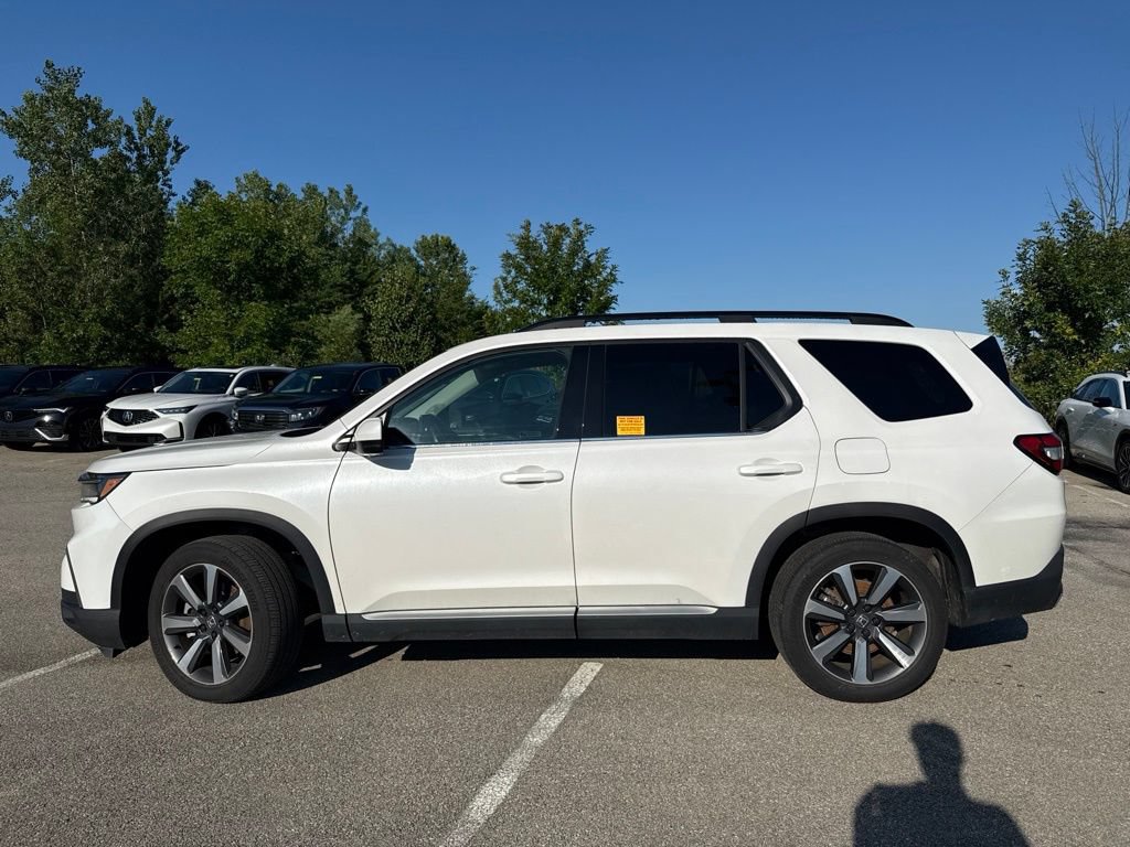 Certified 2025 Honda Pilot Elite image 9