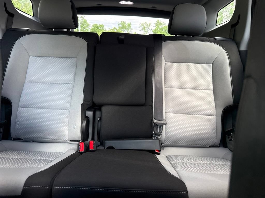 Used 2023 GMC Terrain SLE w/ Driver Convenience Package AWD/4WD image 24