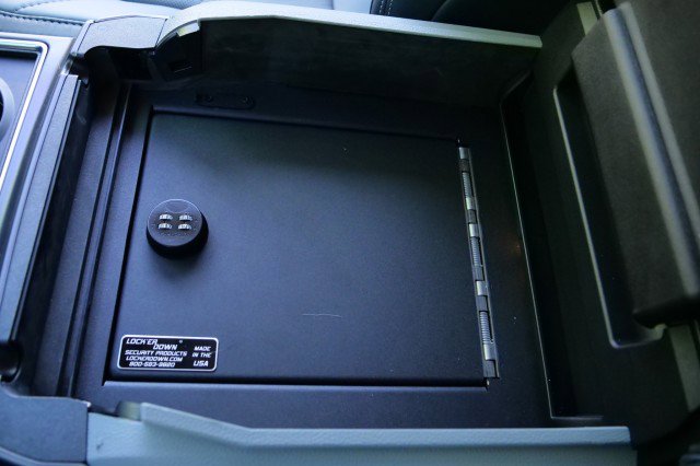 Used 2022 Ford F250 Limited image 31