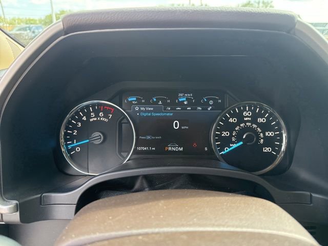 Used 2019 Ford F150 Lariat w/ Equipment Group 502A Luxury AWD/4WD image 13