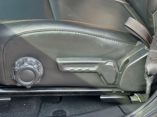 Used 2023 Jeep Gladiator Mojave w/ Cold Weather Group image 15