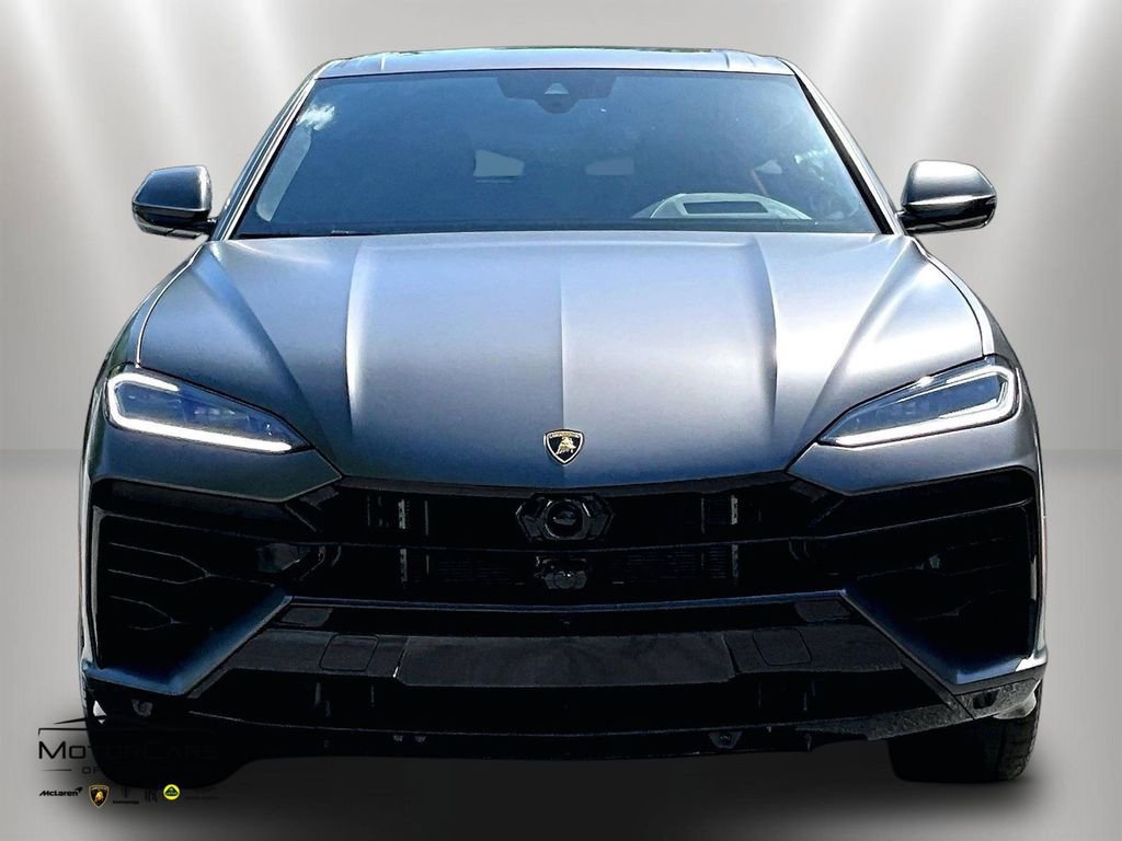 Used 2025 Lamborghini Urus SE image 3