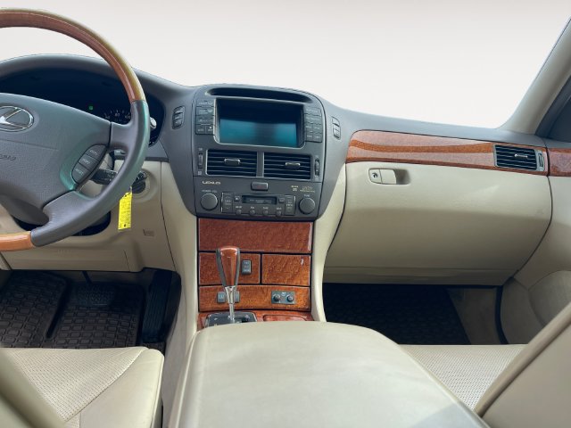 Used 2006 Lexus LS 430 RWD image 11