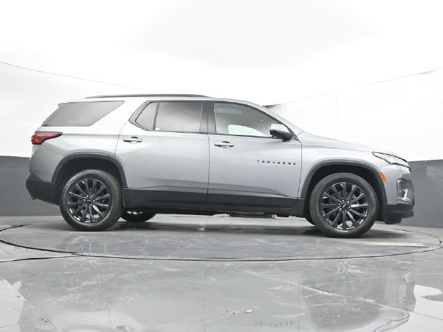 Used 2023 Chevrolet Traverse RS w/ LPO, Floor Liner Package AWD/4WD image 48