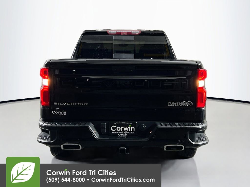 Used 2022 Chevrolet Silverado 1500 High Country w/ Technology Package image 14