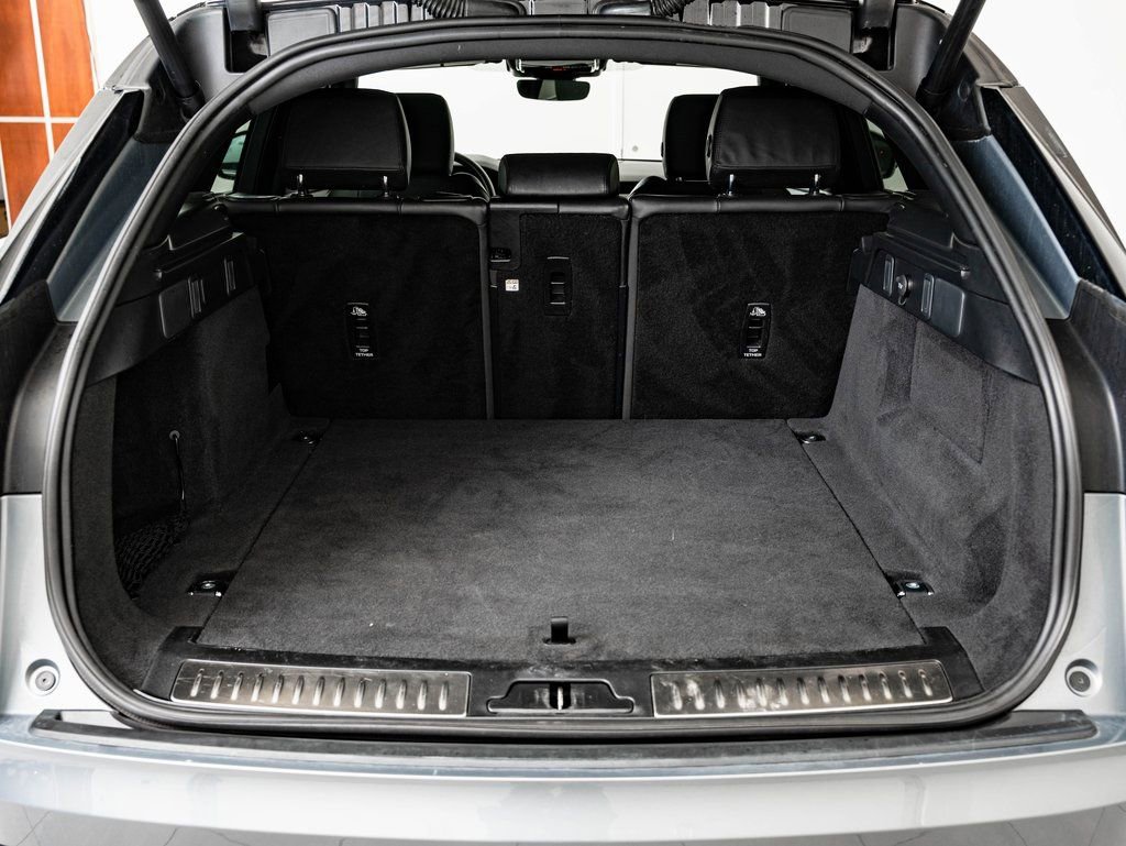 Used 2024 Land Rover Range Rover Velar Dynamic SE AWD/4WD image 21