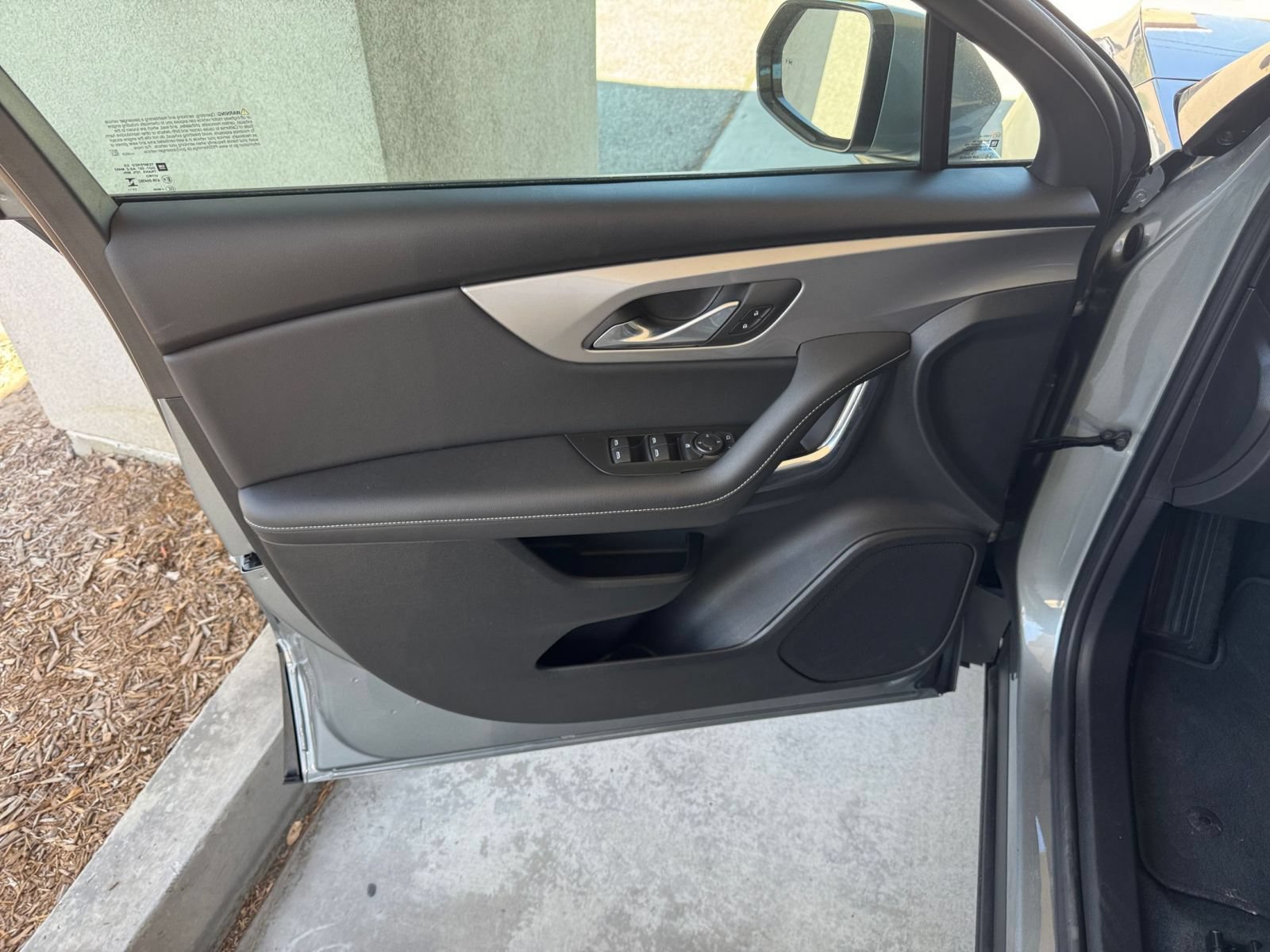 Used 2026 Chevrolet Blazer LT FWD image 18