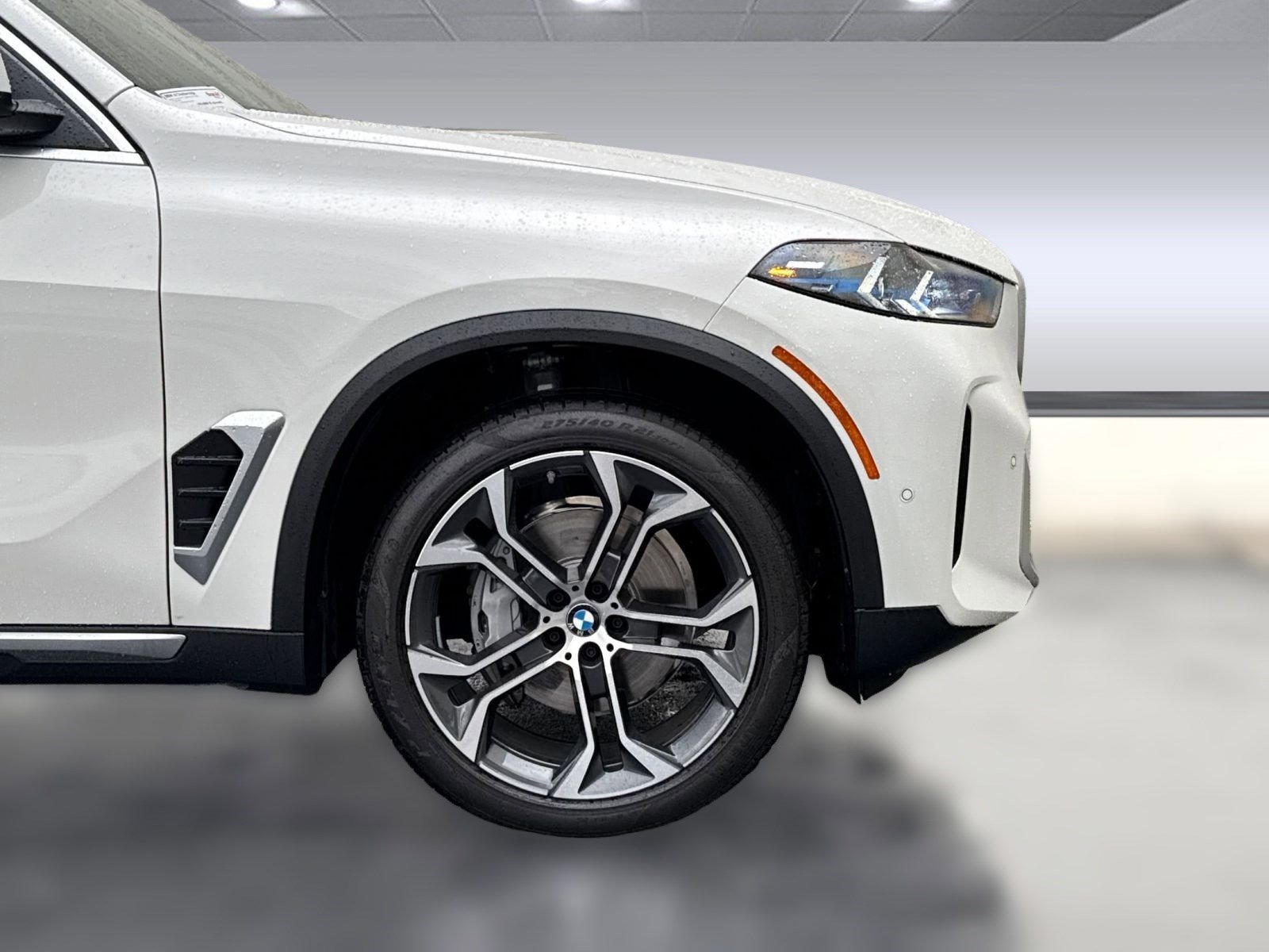 Used 2026 BMW X5 sDrive40i image 10