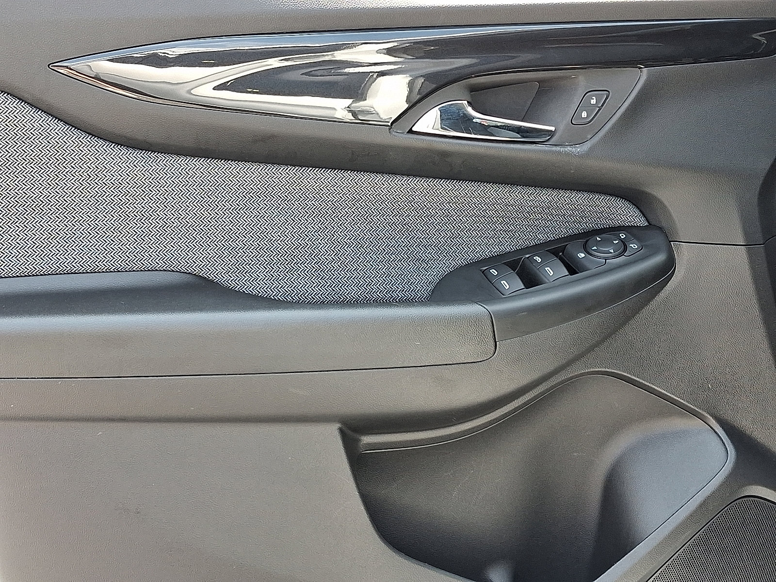 Used 2025 Chevrolet TrailBlazer LT image 13