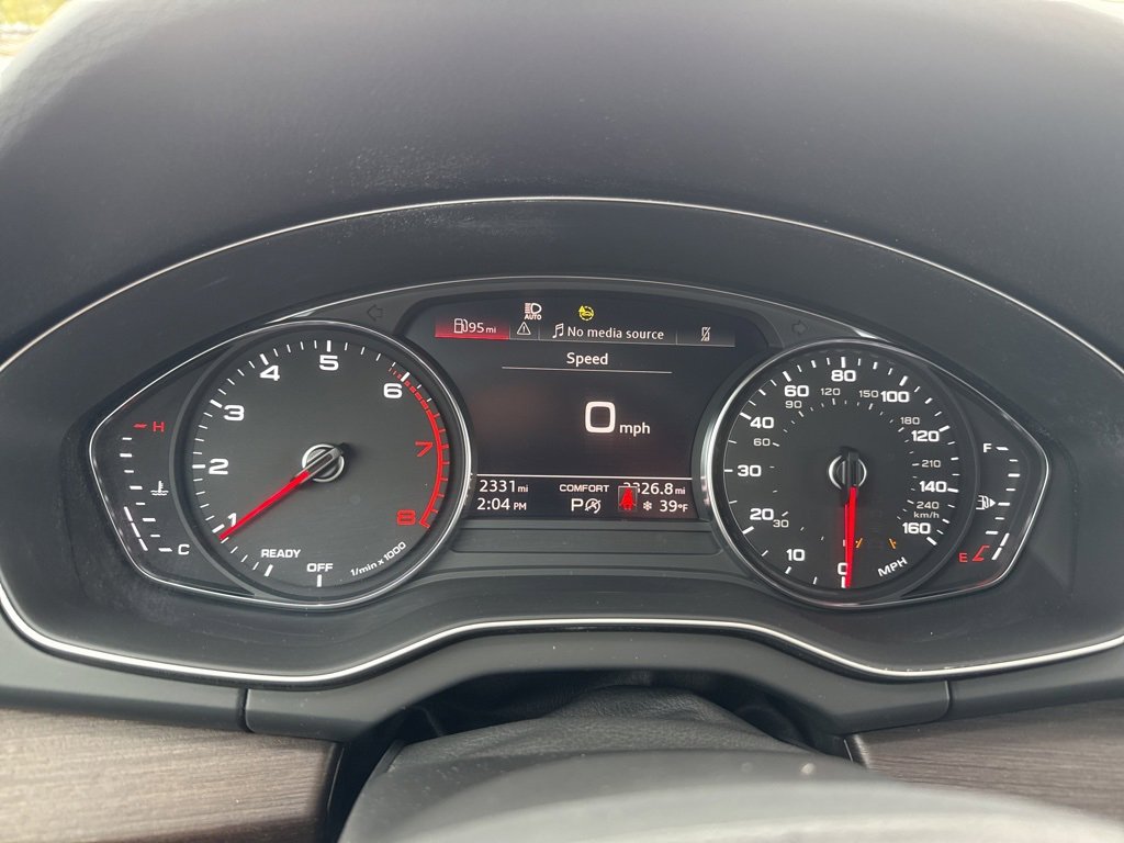 Used 2024 Audi Q5 2.0T Premium w/ Convenience Package image 14