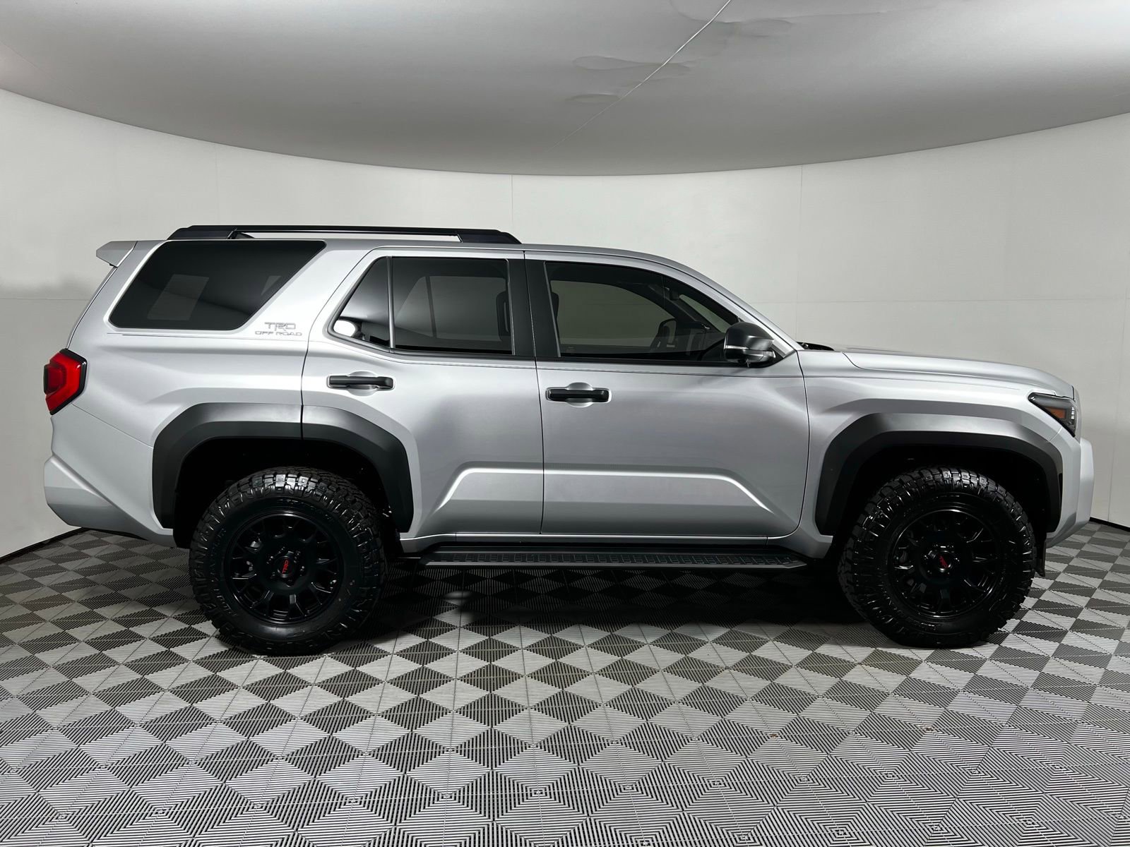 Used 2026 Toyota 4Runner TRD Off-Road Premium AWD/4WD image 4
