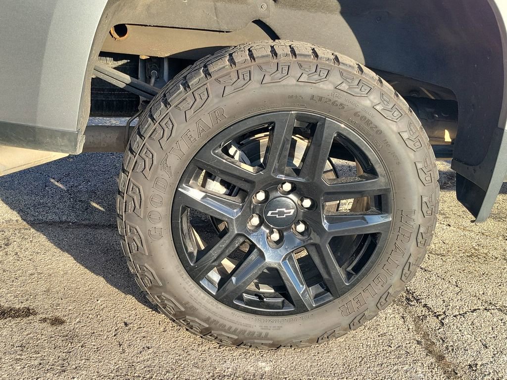 Used 2023 Chevrolet Silverado 1500 LT Trail Boss w/ Protection Package image 5