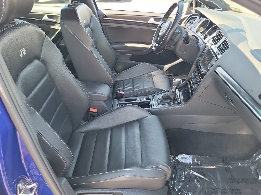 Used 2016 Volkswagen Golf 4-Door AWD/4WD image 18