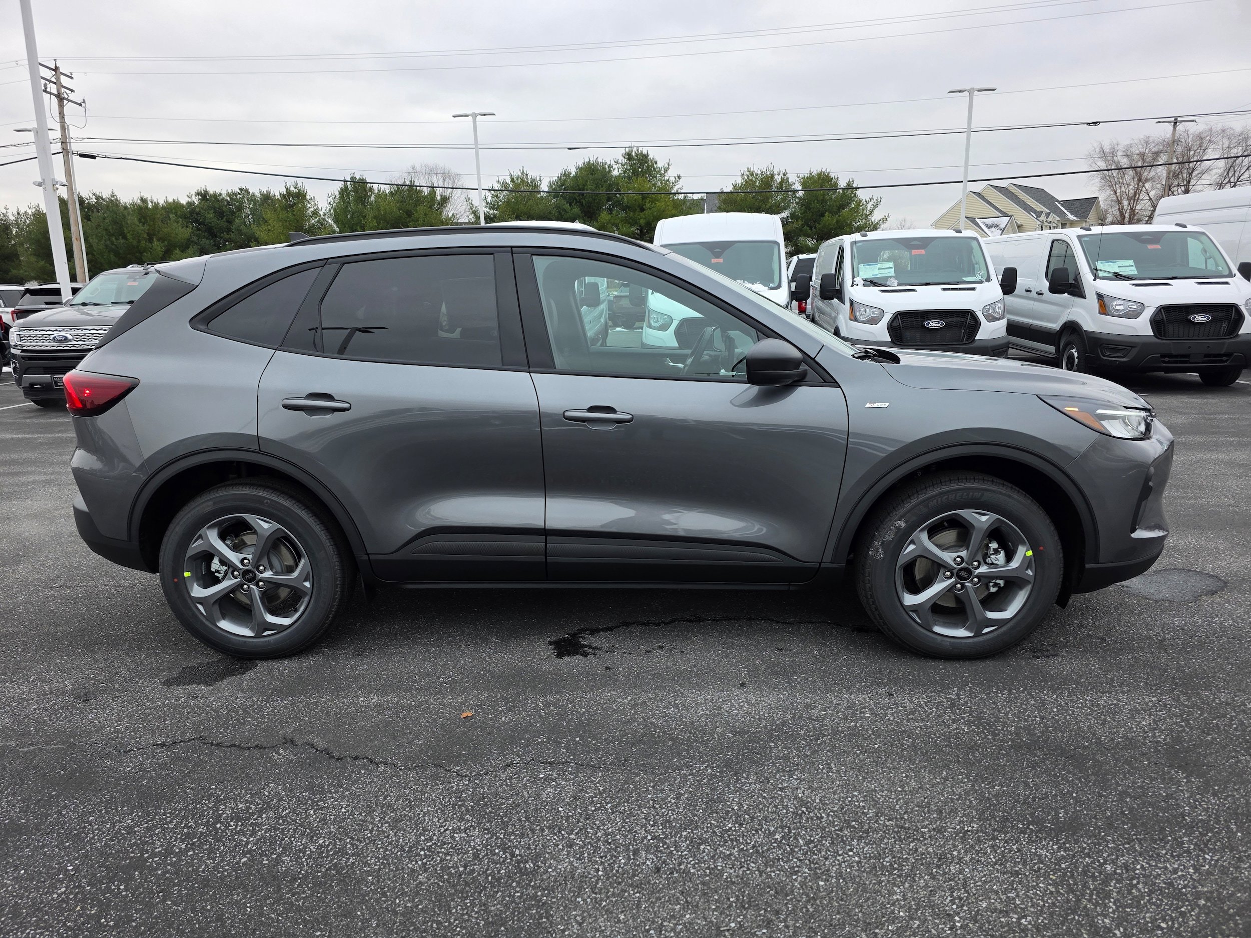 New 2026 Ford Escape ST-Line w/ Tech Pack #1 AWD/4WD image 13