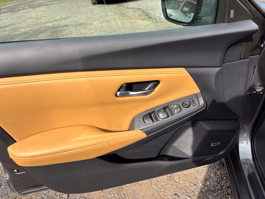 Certified 2025 Nissan Sentra SV w/ SV Premium Package FWD image 17