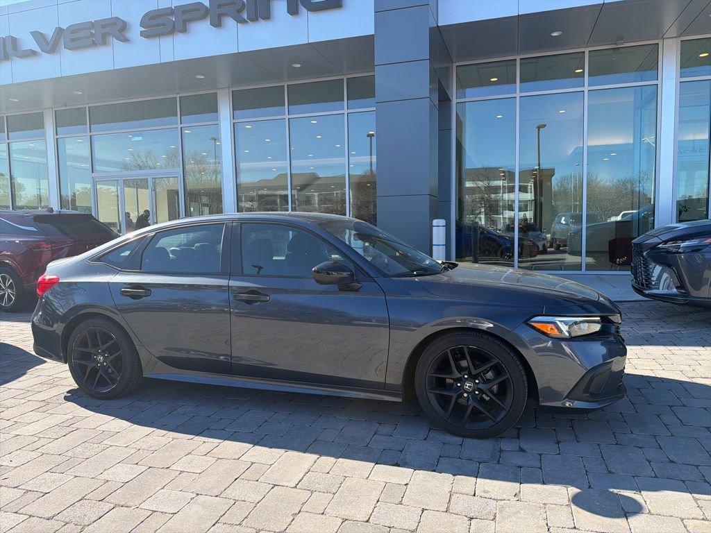 Used 2023 Honda Civic Sport image 4