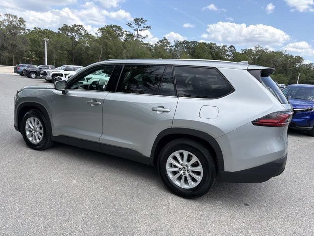 Certified 2025 Toyota Grand Highlander FWD image 4