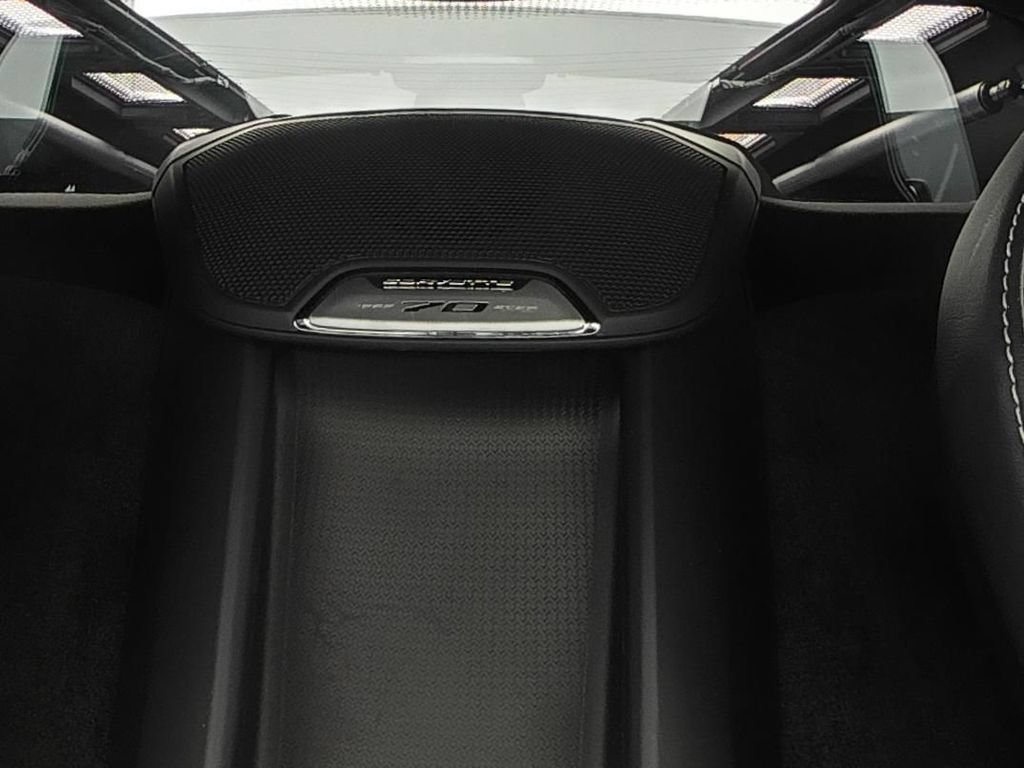 Used 2023 Chevrolet Corvette Stingray Coupe w/ 1LT RWD image 10