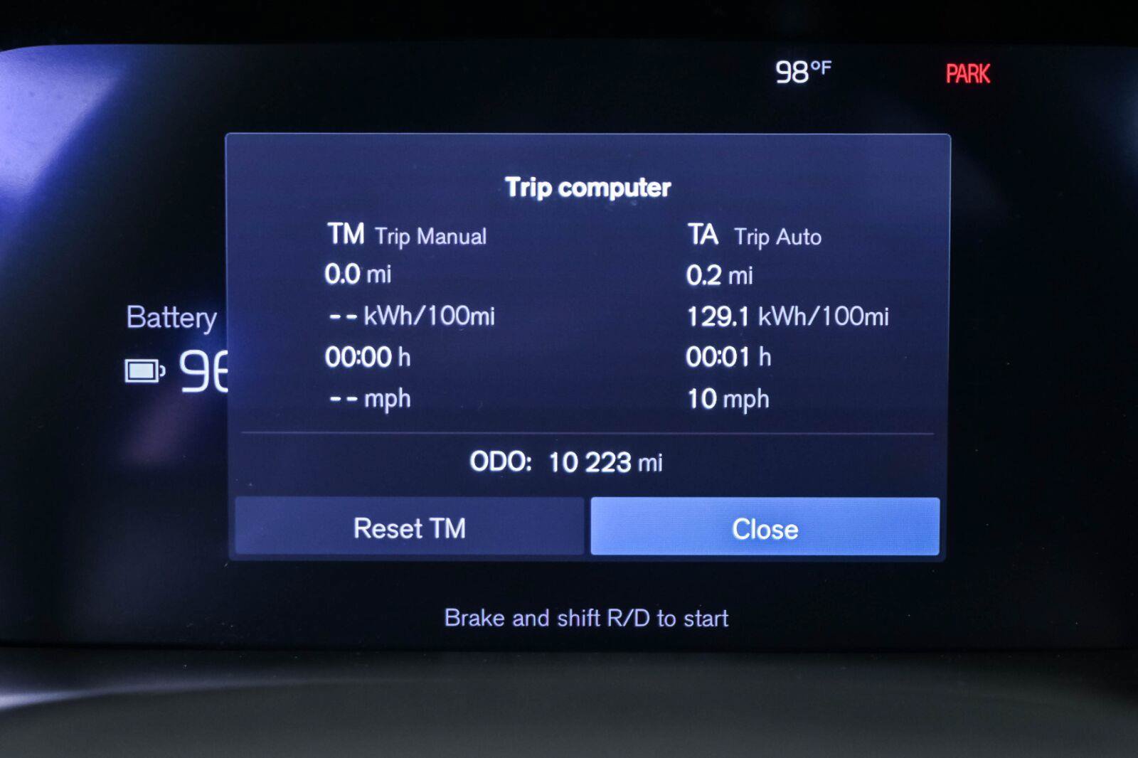 Certified 2024 Volvo C40 Recharge Ultimate AWD/4WD image 13