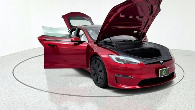 Used 2024 Tesla Model S AWD/4WD image 12