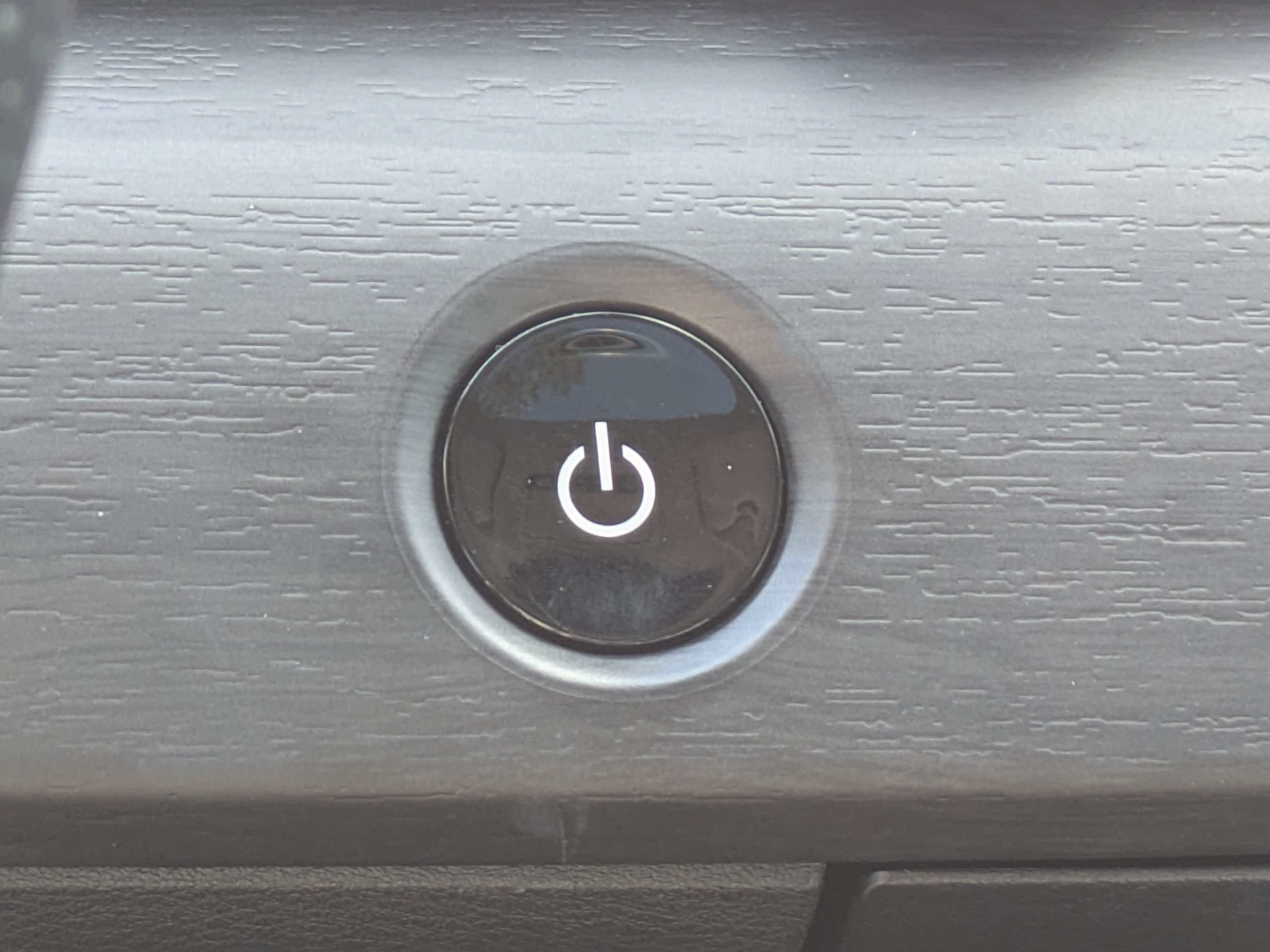 Certified 2024 Nissan Ariya AWD image 31
