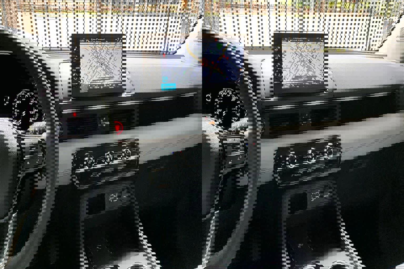 Used 2025 Honda Pilot Touring image 6