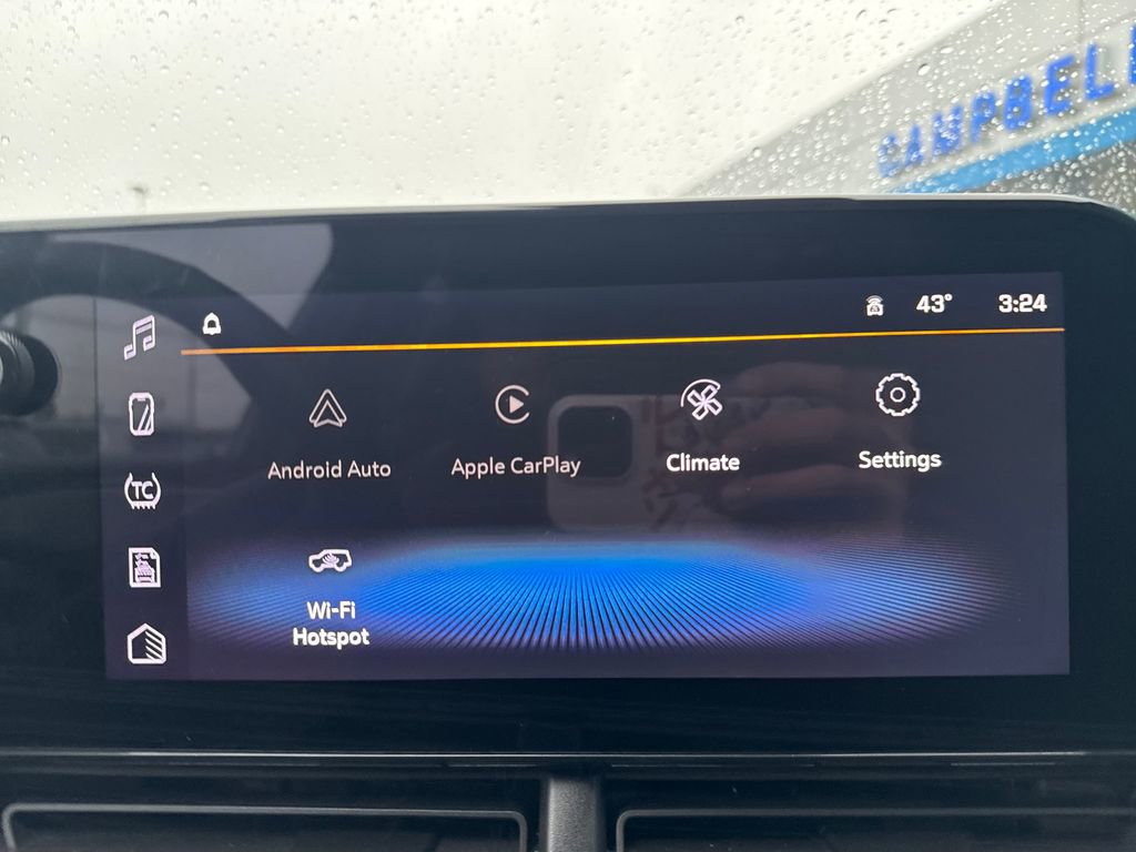 Used 2025 Chevrolet Trax LT w/ LT Convenience Package image 22