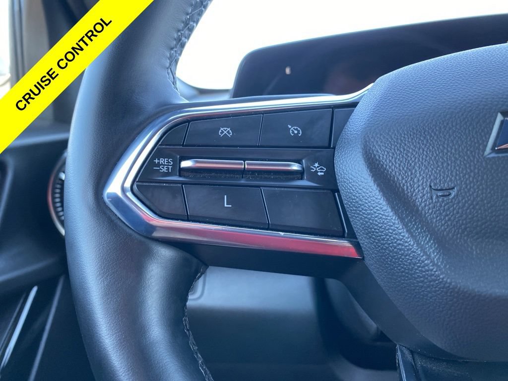 Used 2025 Chevrolet Equinox LT FWD image 13