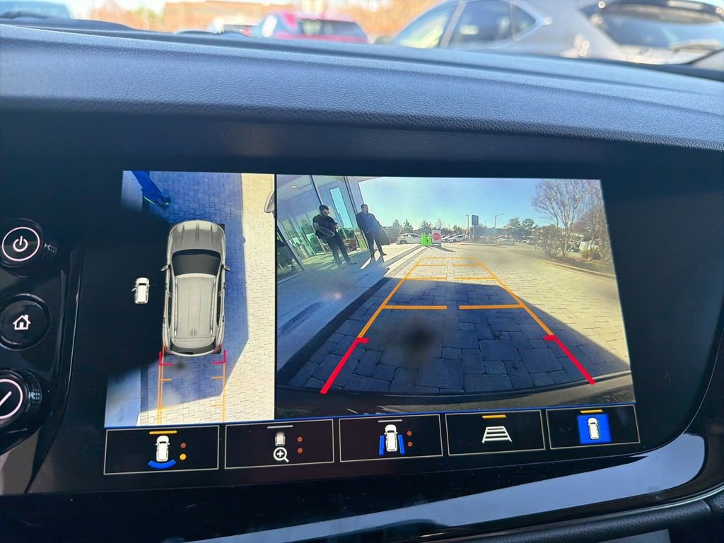 Used 2022 Buick Envision Avenir w/ Technology Package II image 29