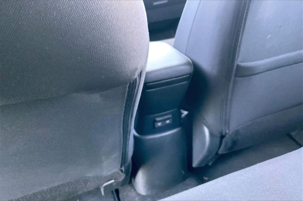 Used 2025 Nissan Kicks Play S image 31