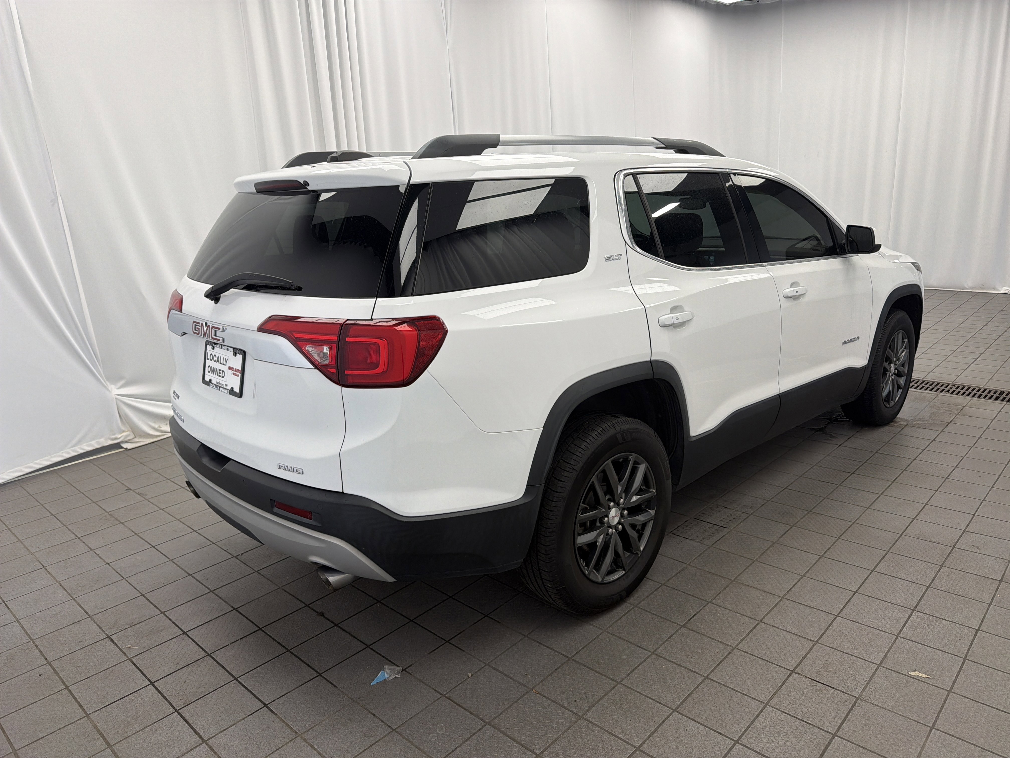 Used 2019 GMC Acadia SLT AWD/4WD image 5