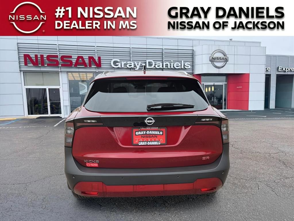 New 2026 Nissan Kicks SR image 4