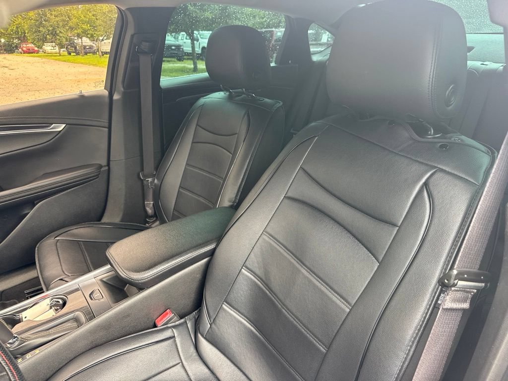 Used 2017 Chevrolet Impala LT FWD image 10