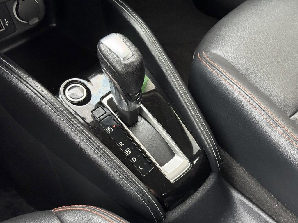 Used 2020 Nissan Kicks SR w/ SR Premium Package image 16