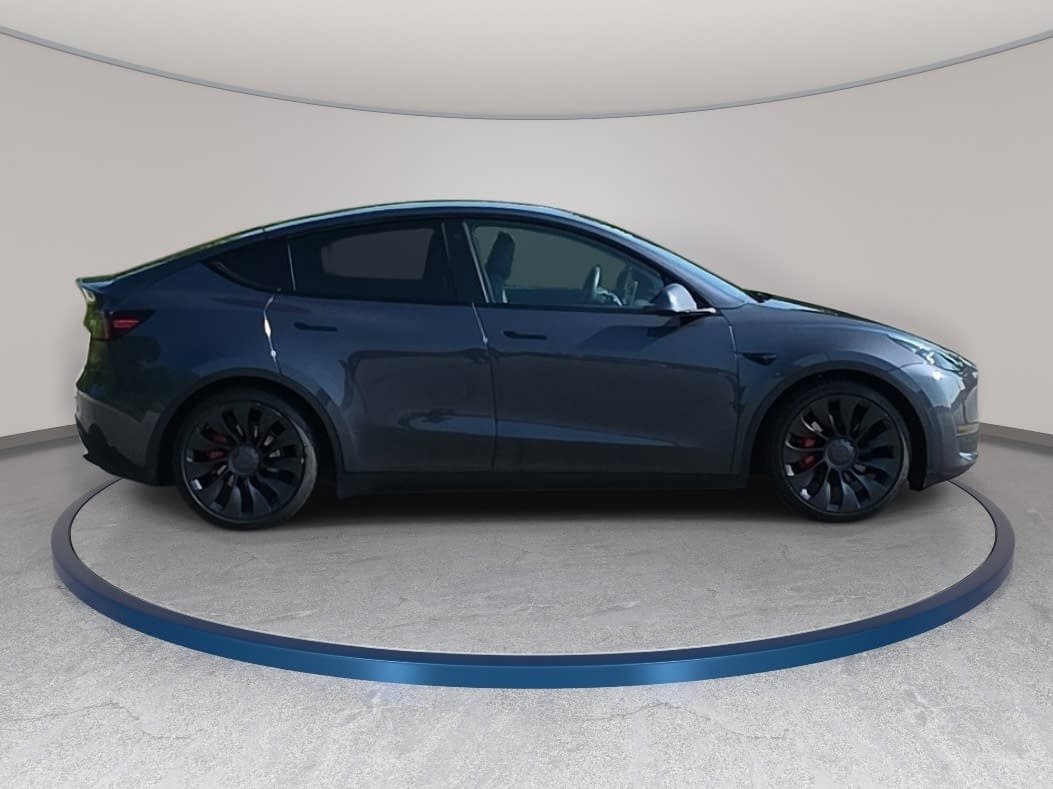 Used 2022 Tesla Model Y Performance AWD/4WD image 4