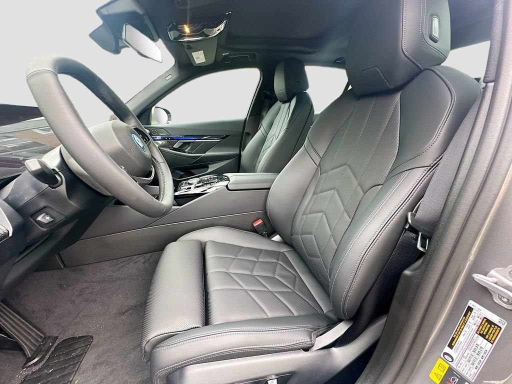 New 2026 BMW i5 eDrive40 w/ Premium Package AWD/4WD image 22
