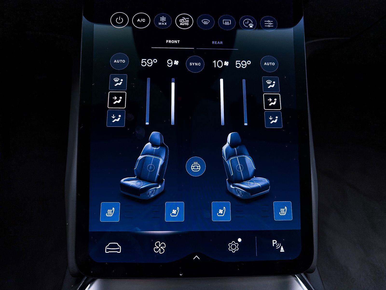 Used 2024 Lucid Air Touring AWD/4WD image 25