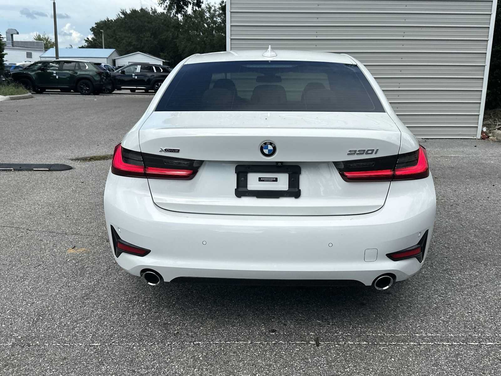 Used 2020 BMW 330i xDrive Sedan w/ Convenience Package AWD/4WD image 5