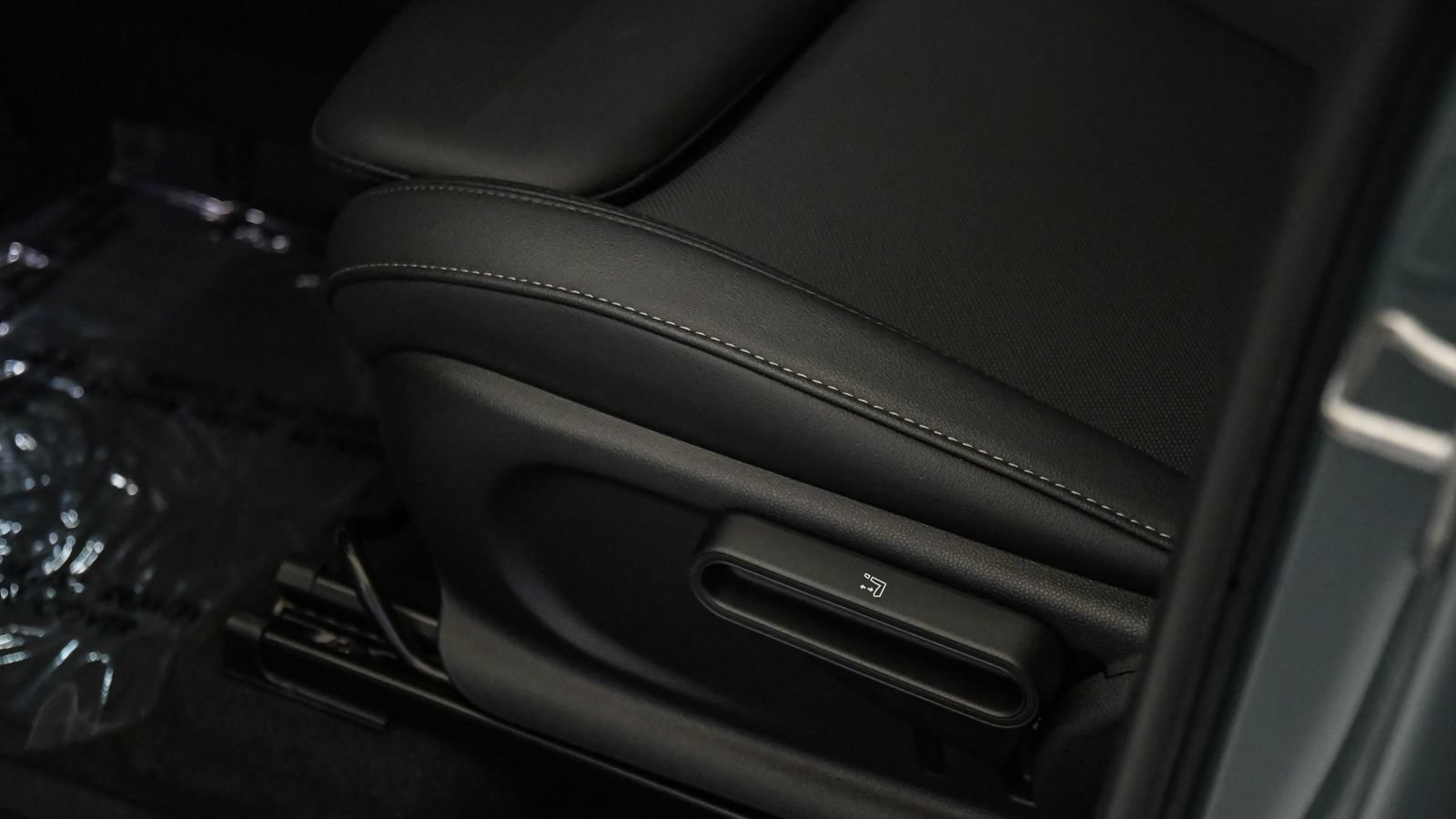 Certified 2024 MINI Cooper Countryman S FWD image 24