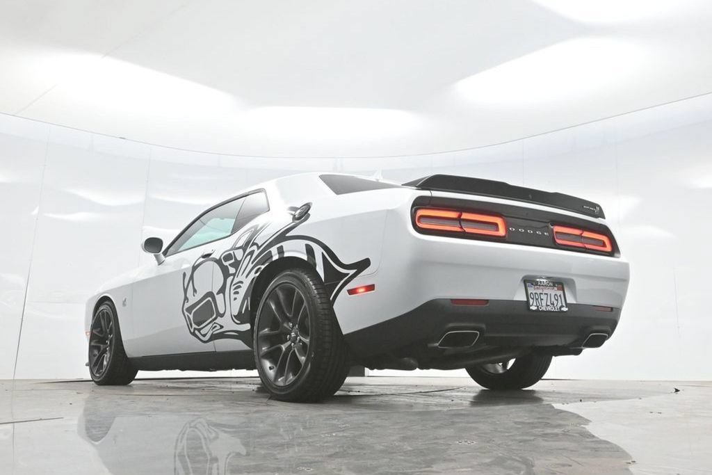 Used 2022 Dodge Challenger R/T Scat Pack w/ Driver Convenience Group RWD image 63