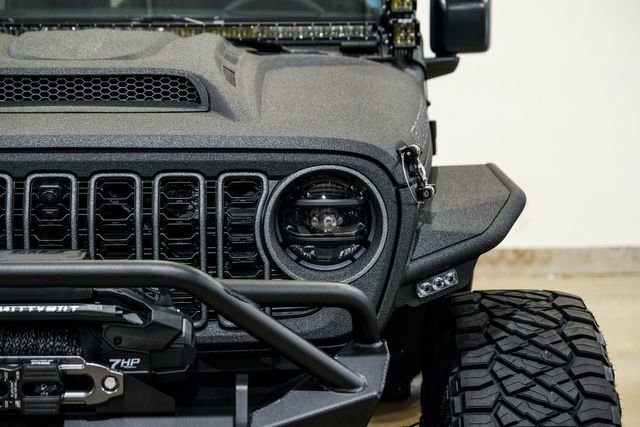 Used 2025 Jeep Wrangler Unlimited Rubicon w/ Technology Group image 4