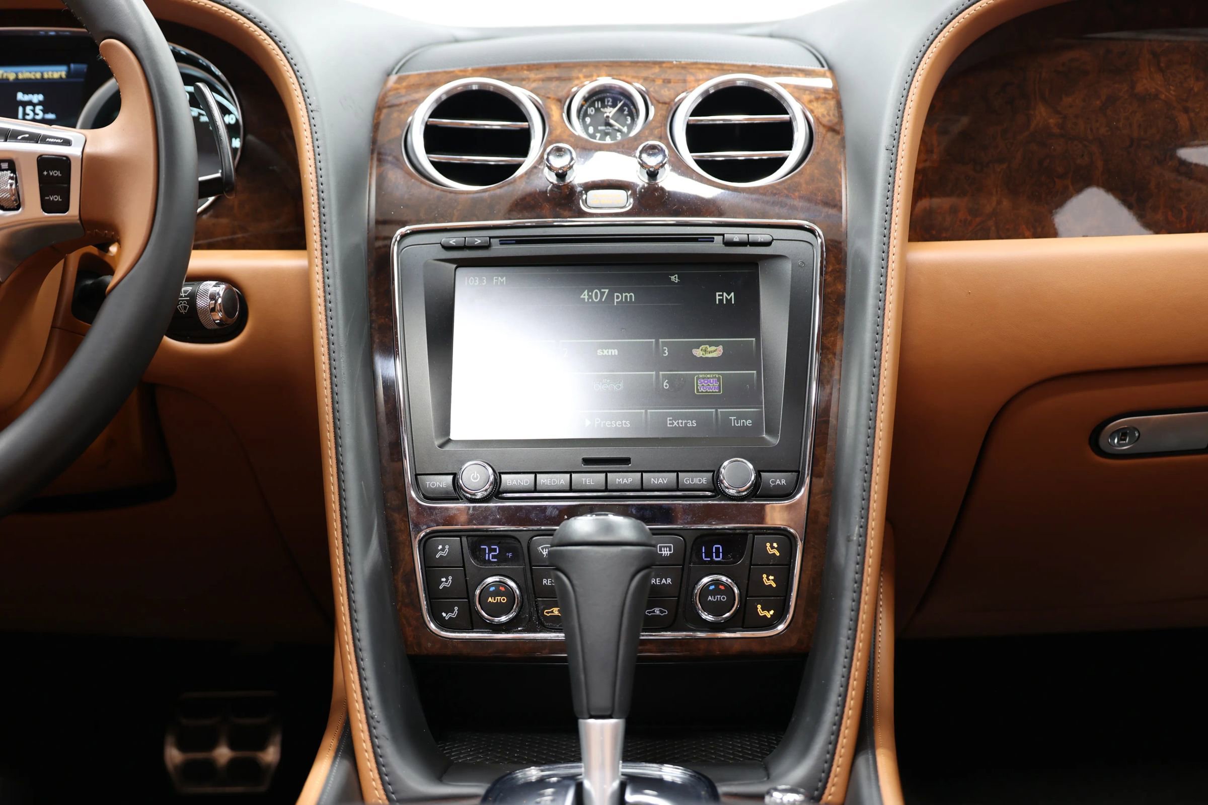 Used 2015 Bentley Flying Spur V8 AWD/4WD image 25