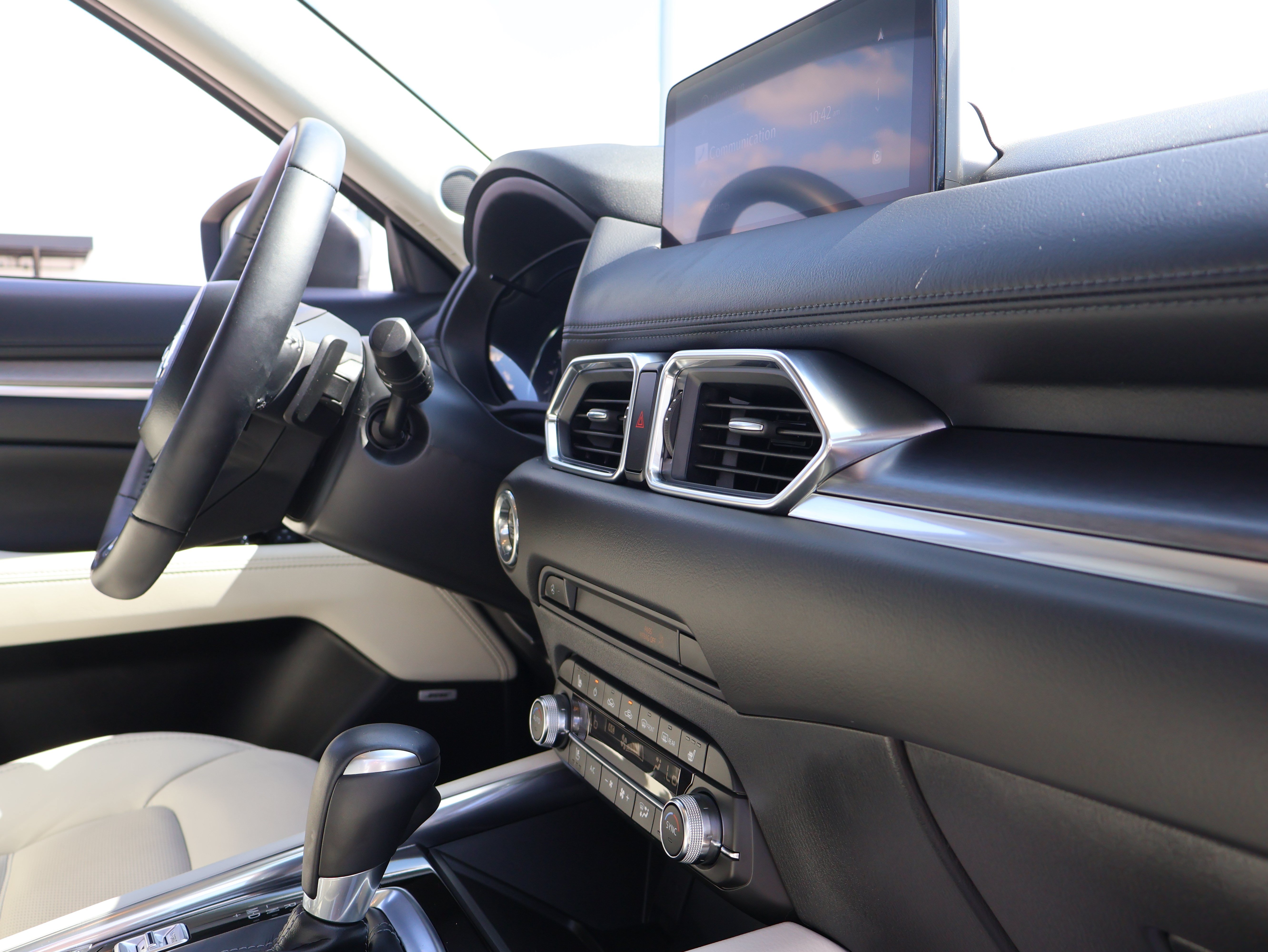 Certified 2025 MAZDA CX-5 AWD 2.5 S w/ Premium Plus Pkg image 10