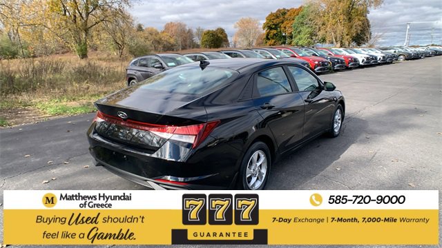 Used 2023 Hyundai Elantra SE image 5